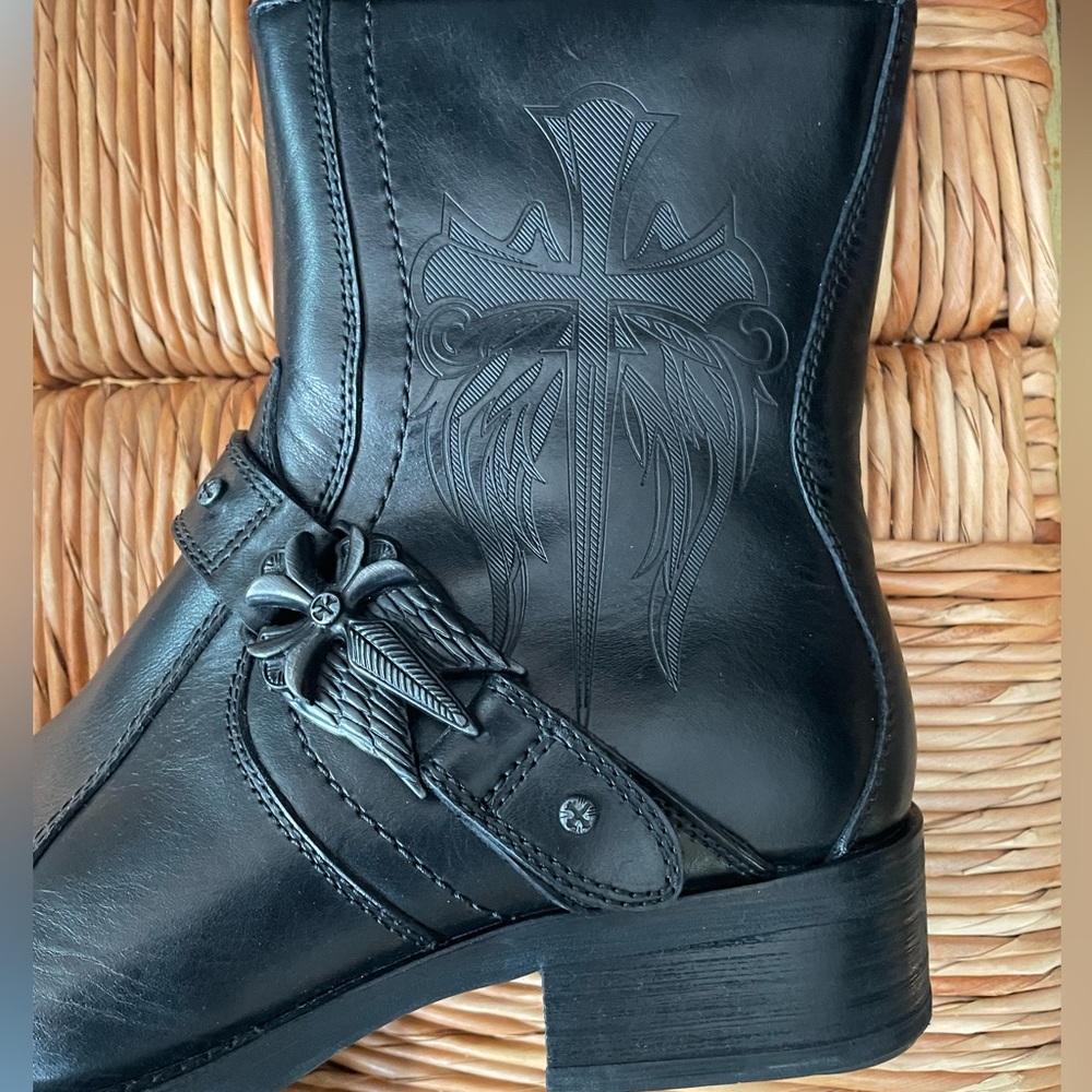 MARK NASON Black Leather Biker Ankle Boots Embossed Cross Studded Skulls 8 NEW! - Picture 13 of 16